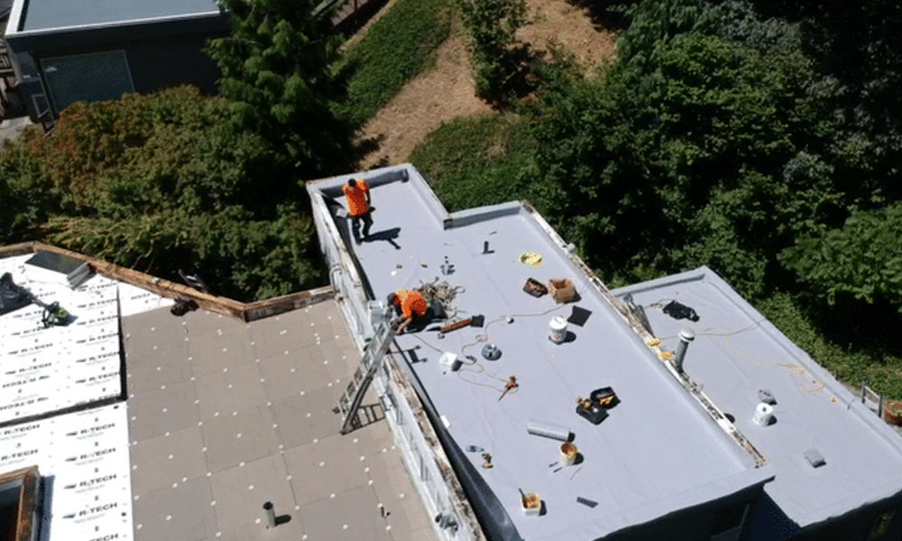 Auburn's commercial roof installation service